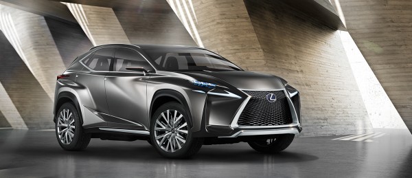 2013_09_04_01-Lexus-LF-NX - kopie