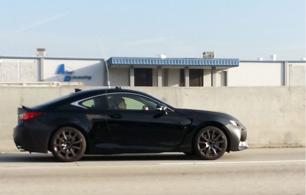 14-03-11-lexus-rc-f-black-side