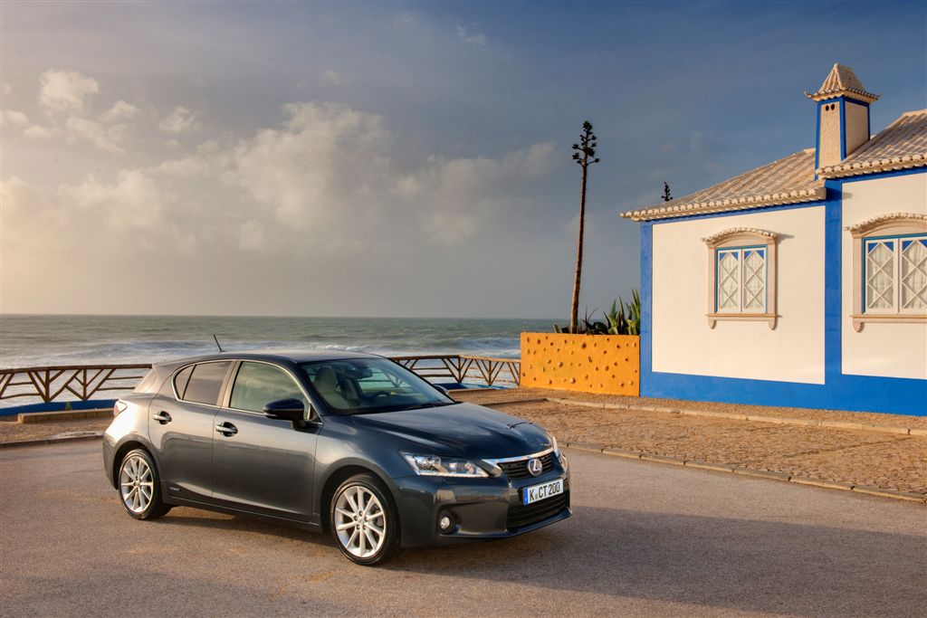 lexus-ct-200h-statisch-3