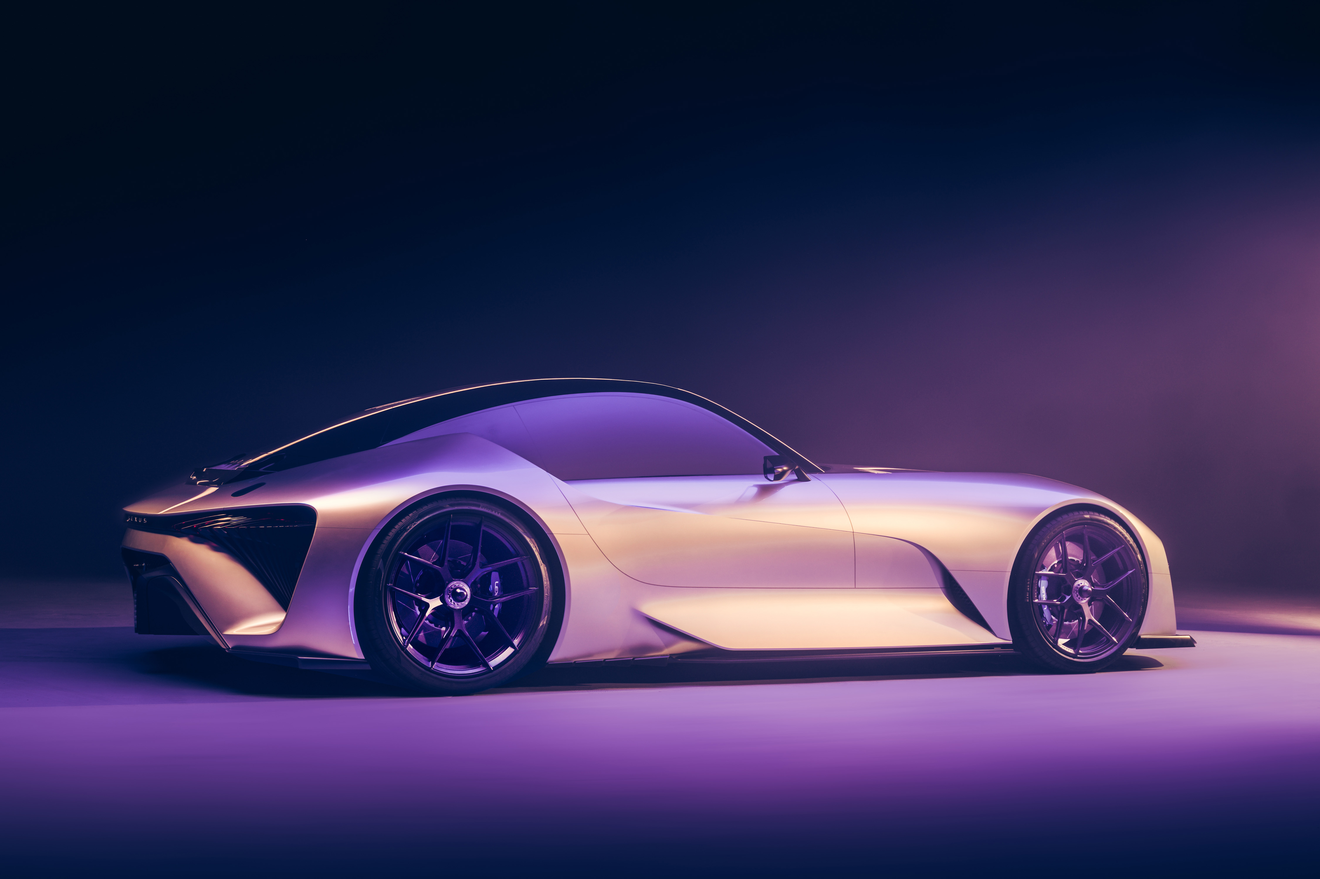 18_Succesvol-Europees-debuut-voor-spirituele-opvolger-Lexus-LFA