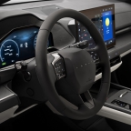 24_Lexus-maakt-alle-prijzen-bekend-van-volledig-nieuwe-elektrische-en-hybride-Lexus-ES