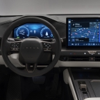 25_Lexus-maakt-alle-prijzen-bekend-van-volledig-nieuwe-elektrische-en-hybride-Lexus-ES