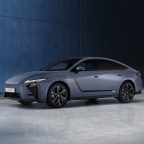 29_Lexus-maakt-alle-prijzen-bekend-van-volledig-nieuwe-elektrische-en-hybride-Lexus-ES