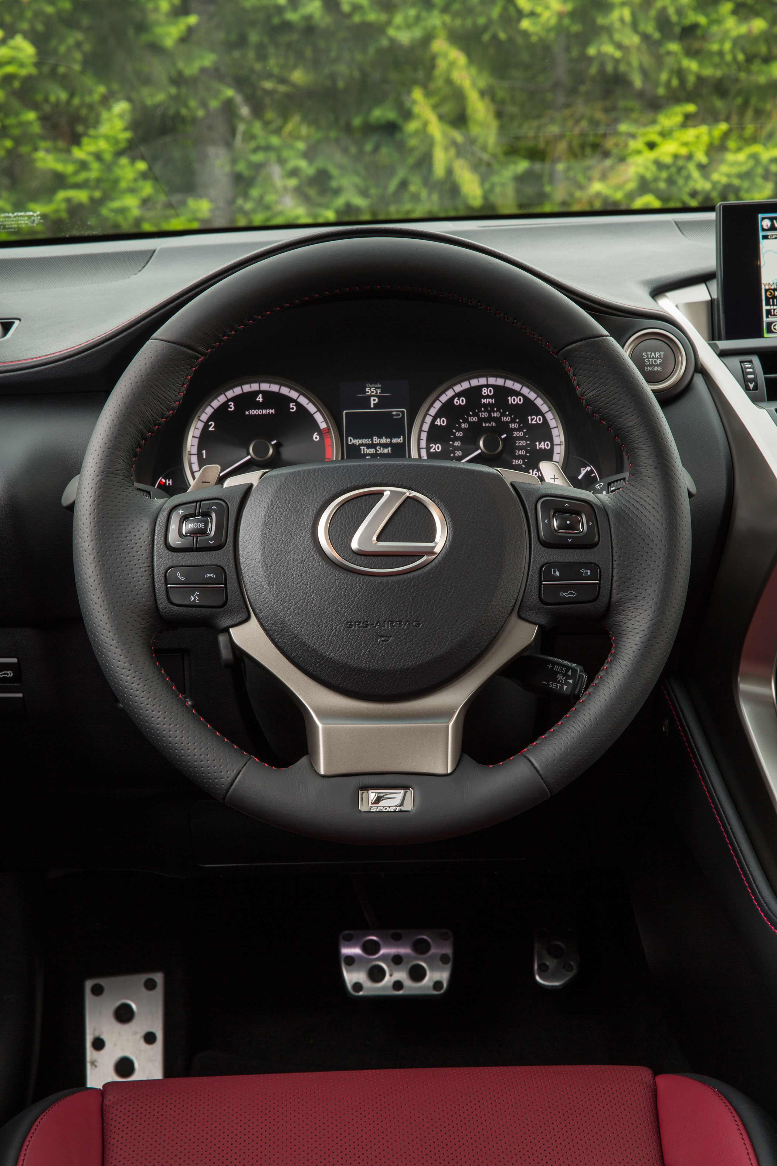 2015-Lexus-NX-200t-F-SPORT-058