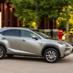 2015-Lexus-NX-200t-009