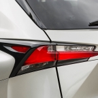 2015-Lexus-NX-200t-021