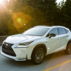 2015-Lexus-NX-200t-F-SPORT-050