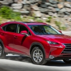 2015-Lexus-NX-300h-024