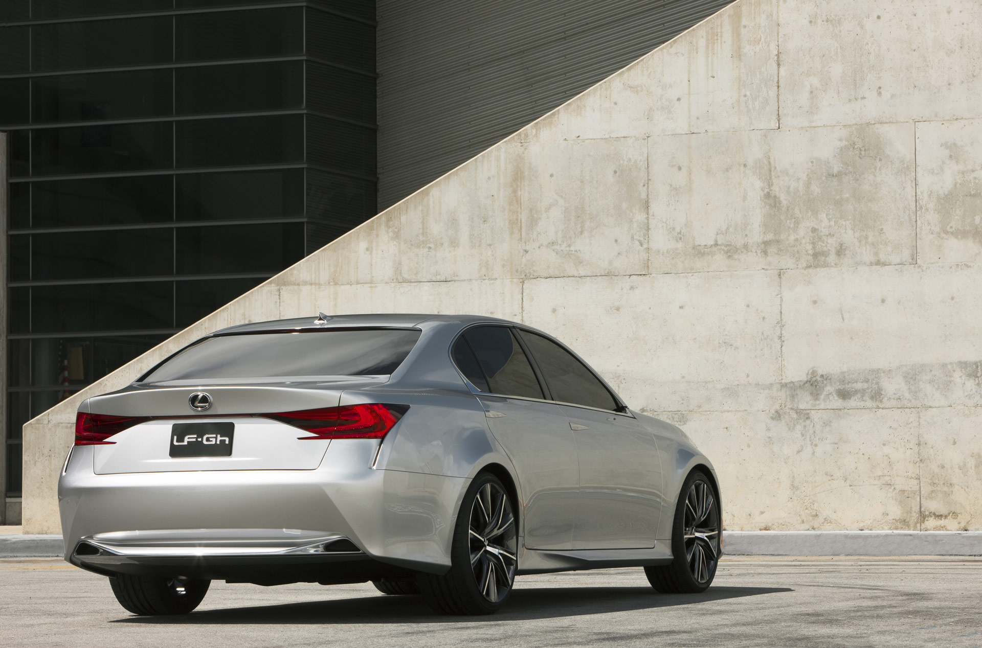 lexus-lf-gh-concept-photo-gallery-6