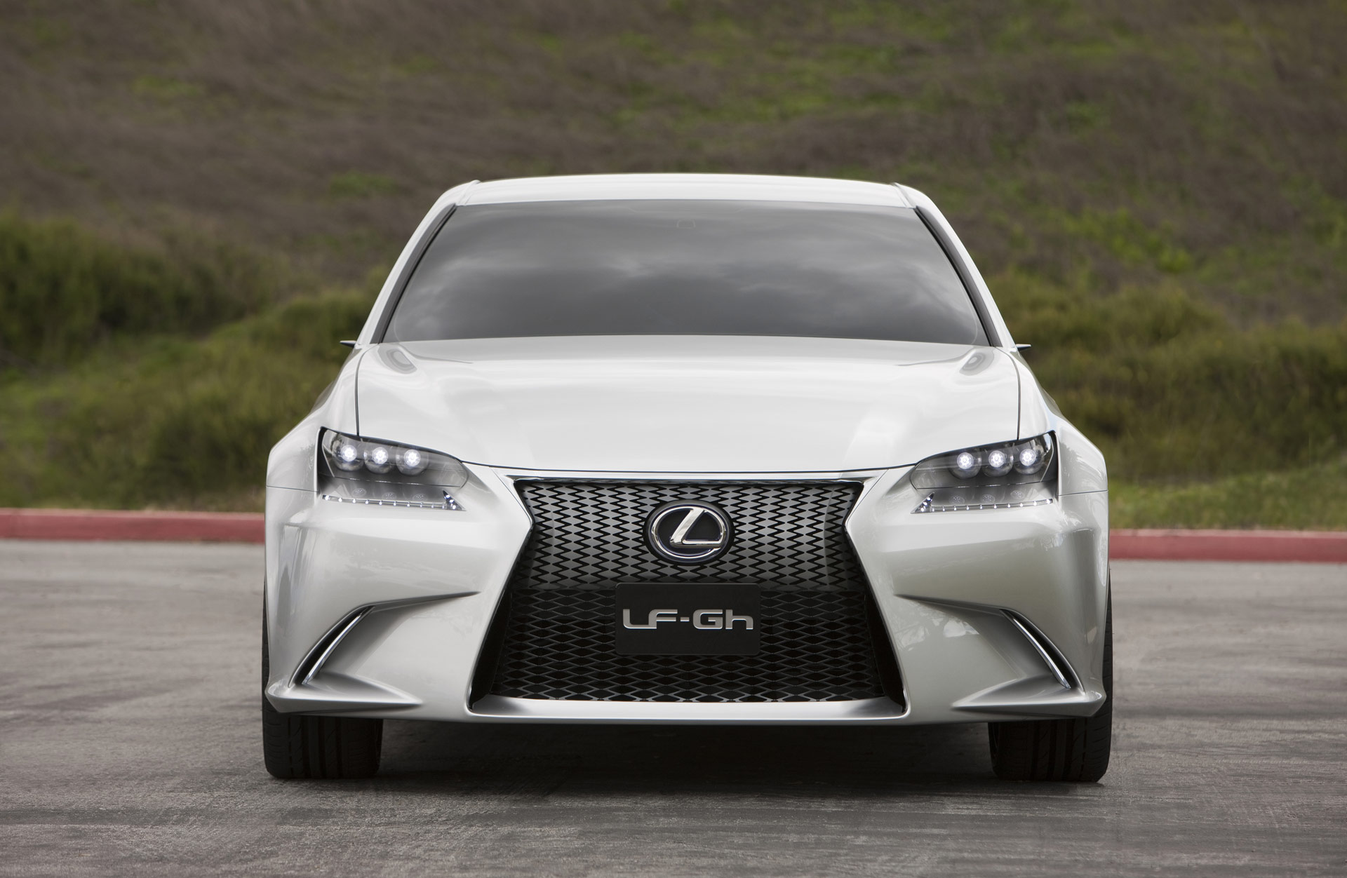 lexus-lf-gh-concept-photo-gallery-8